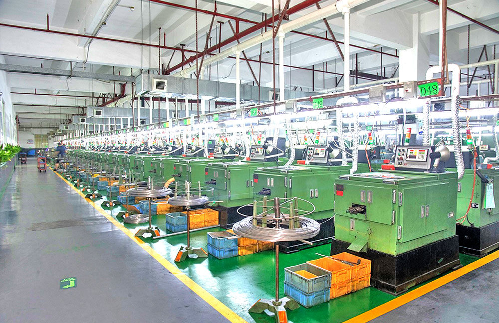 陽(yáng)昶精密制造車(chē)間